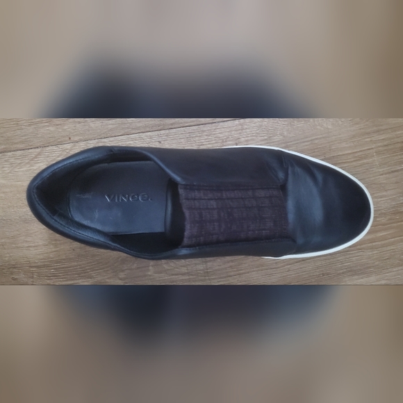 Vince Women's Cantara Black Leather Slip-on Sneaker. - Picture 12 of 14